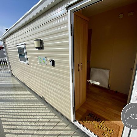 Palm Grove 132 - Pet Friendly, Wifi, Central Heating, Close To Shops And Beach - Meadow Lakes Caravan & Lodge Hire Chapel Saint Leonards Exteriör bild