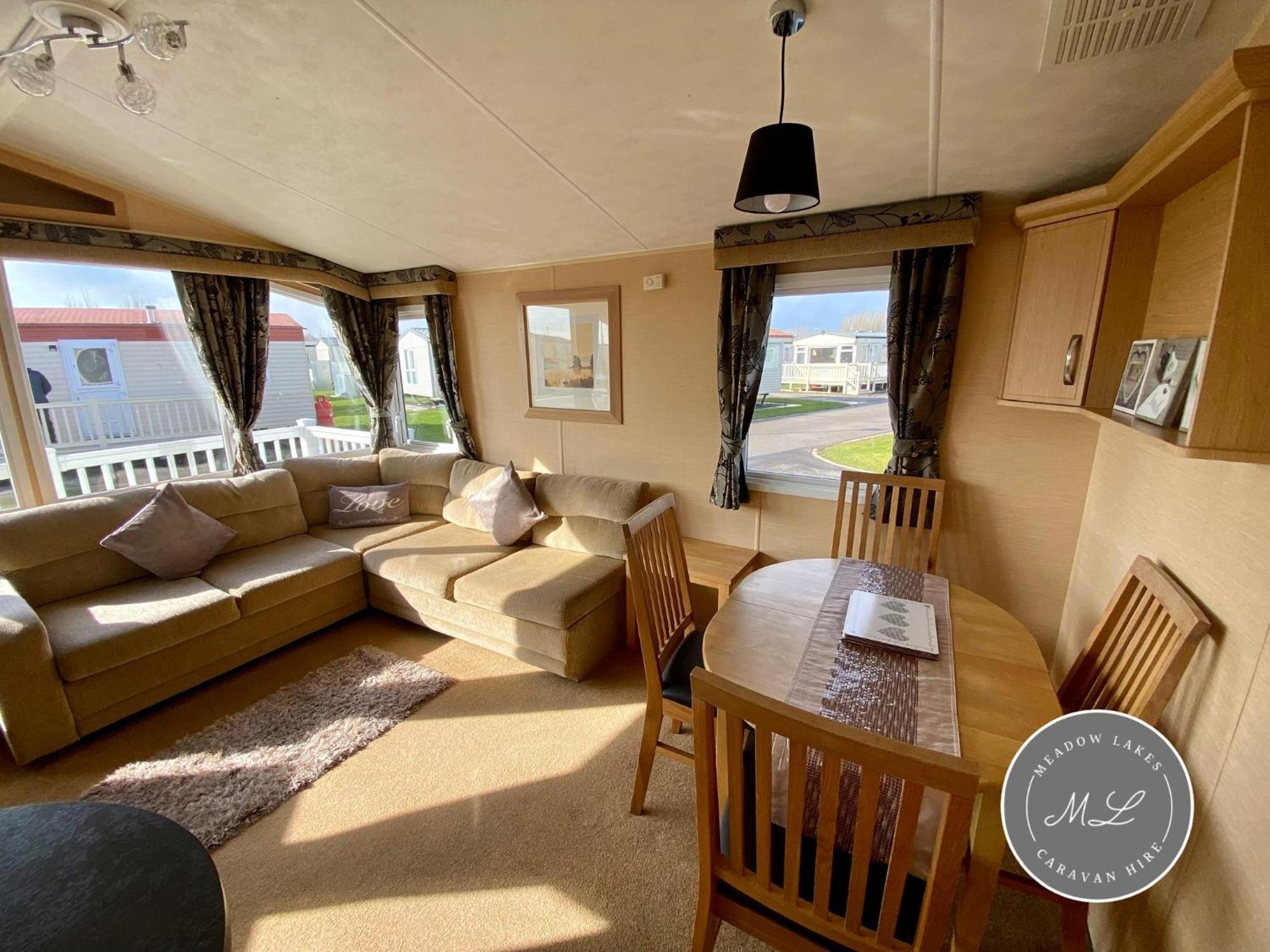 Palm Grove 132 - Pet Friendly, Wifi, Central Heating, Close To Shops And Beach - Meadow Lakes Caravan & Lodge Hire Chapel Saint Leonards Exteriör bild